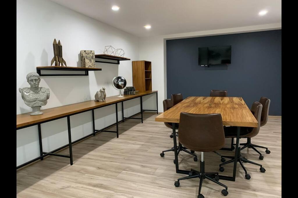 Lujoso De Disenadora / Limpieza Diaria Apartamento Guadalajara